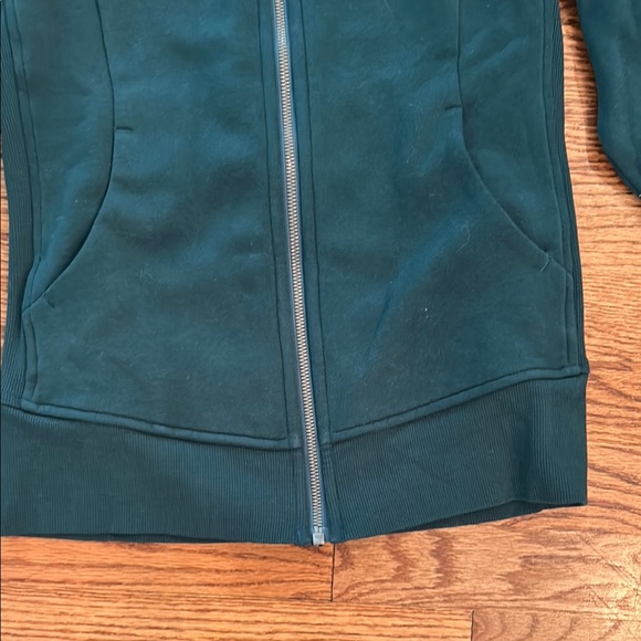Lululemon Full Zip Scuba - Picture 5 of 9
